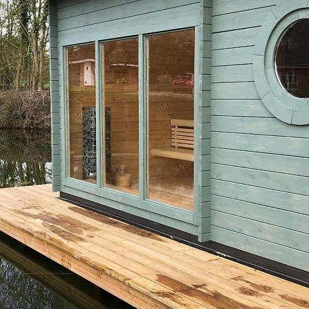 The Kestrel Shepherd Hut, Whitehouse Farm Stowmarket Extérieur photo
