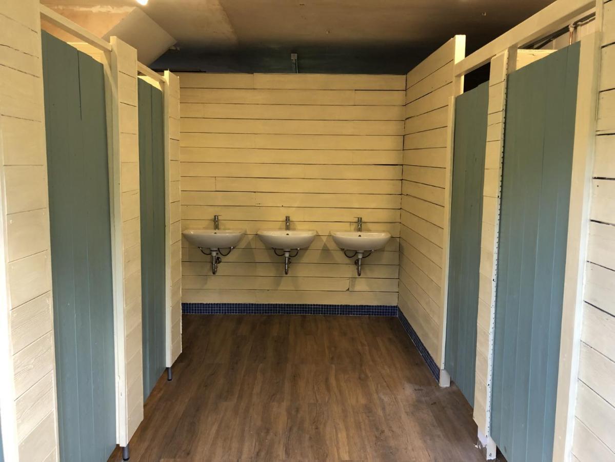 The Kestrel Shepherd Hut, Whitehouse Farm Stowmarket Extérieur photo